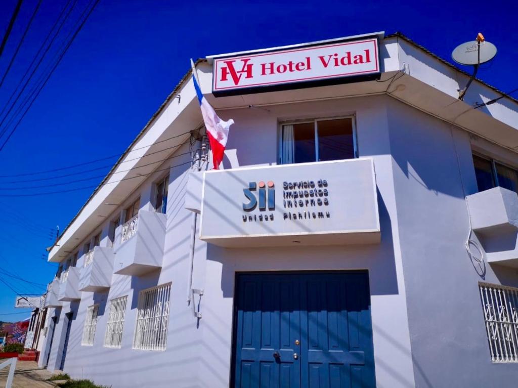Fachada principal de Hotel Vidal en Pichilemu